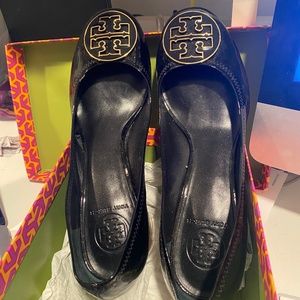 TORY Burch PATENT AMY PUMP